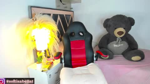  holly princess mermaid  online show from 09/22/25, 12:34