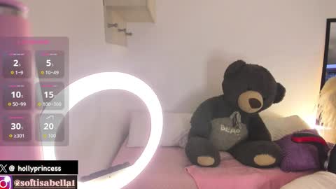 Snapshot of hollyprincess_2 chatting on 12/21/25, 01:35 holly princess mermaid online show from 12/21/25, 01:35