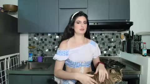 Snapshot of hollyshit_ chatting on 10/02/25, 12:06 hollyshit_ online show from 10/02/25, 12:06