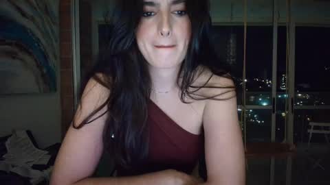 Snapshot of hollyshit_ chatting on 11/15/25, 01:03 hollyshit_ online show from 11/15/25, 01:03