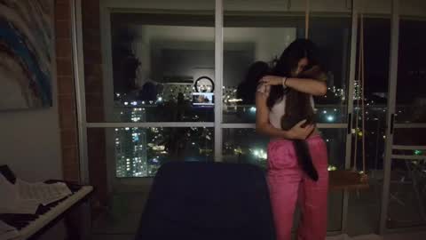 Snapshot of hollyshit_ chatting on 11/20/25, 12:55 hollyshit_ online show from 11/20/25, 12:55