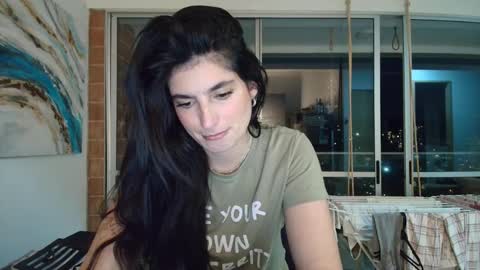 Snapshot of hollyshit_ chatting on 11/24/25, 11:15 hollyshit_ online show from 11/24/25, 11:15