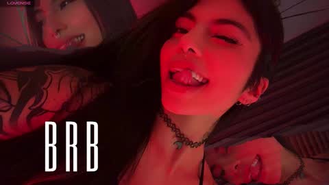 Snapshot of hollyxx_ chatting on 02/18/25, 08:03 holly online show from 02/18/25, 08:03