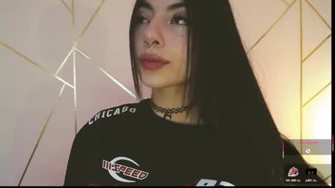 Snapshot of hollyxx_ chatting on 02/21/25, 09:43 holly online show from 02/21/25, 09:43