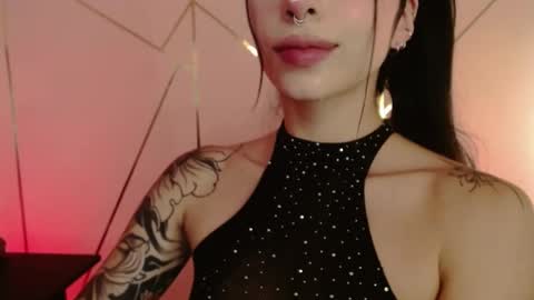 Snapshot of hollyxx_ chatting on 03/05/25, 08:32 holly online show from 03/05/25, 08:32