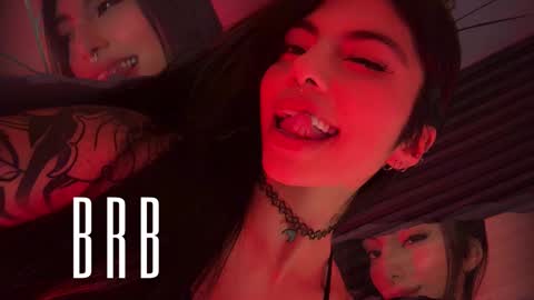 Snapshot of hollyxx_ chatting on 03/06/25, 01:48 holly online show from 03/06/25, 01:48