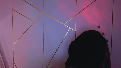 holly online show from 11/16/25, 10:37