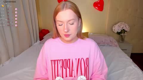 Emma online show from 02/20/25, 01:25