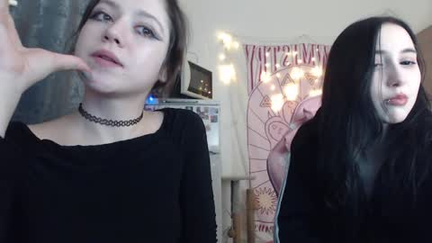 Snapshot of holy420loly chatting on 01/16/25, 07:10 Ho Lee Sheet online show from 01/16/25, 07:10