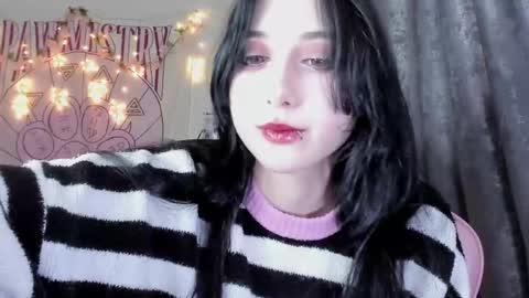 Snapshot of holy420loly chatting on 10/27/25, 06:56 Ho Lee Sheet online show from 10/27/25, 06:56