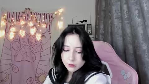 Snapshot of holy420loly chatting on 11/07/25, 06:08 Ho Lee Sheet online show from 11/07/25, 06:08