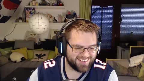 Snapshot of holy_bugman chatting on 10/26/25, 07:58 Holy Bugman online show from 10/26/25, 07:58