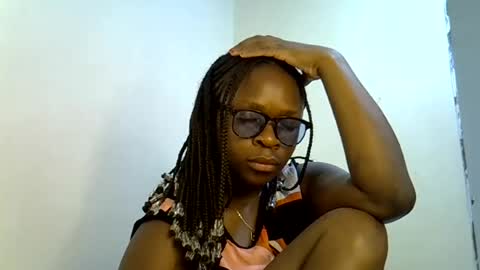 holy_ebony online show from 07/11/26, 06:49