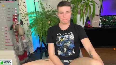 Snapshot of holy_eggs_00 chatting on 12/19/25, 09:33 holy_eggs_00 online show from 12/19/25, 09:33