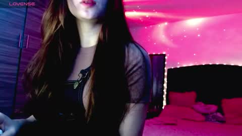 Juli online show from 11/14/25, 05:06