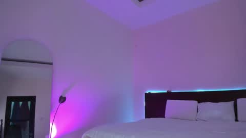 Kira Purrr online show from 02/14/25, 06:56