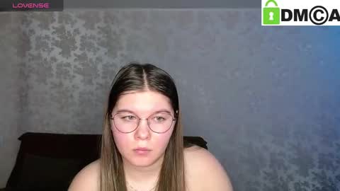 Welcome guys  Pleasure to see you all here  My name is MichaelaTip menu is active Private is open  online show from 02/03/25, 05:40