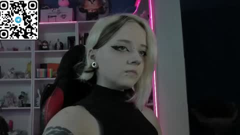 Snapshot of holy_mistresss chatting on 05/03/26, 08:09 holy_mistresss online show from 05/03/26, 08:09