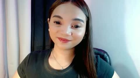 Snapshot of holy_shine chatting on 02/08/26, 03:10 Bella online show from 02/08/26, 03:10