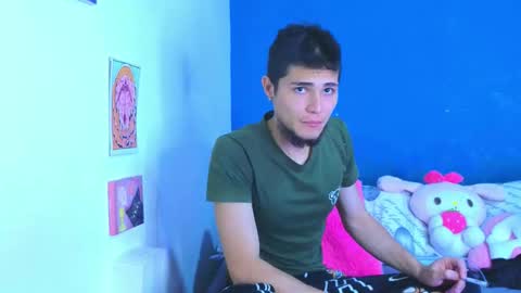      online show from 10/21/25, 03:07