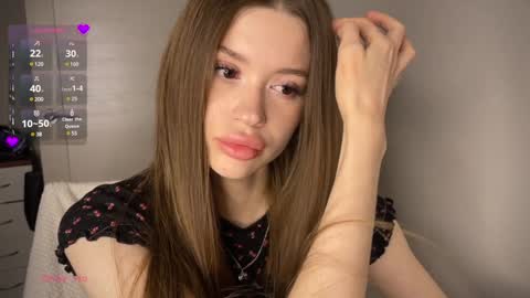 Snapshot of holybabe342 chatting on 12/23/24, 12:08 Vio online show from 12/23/24, 12:08