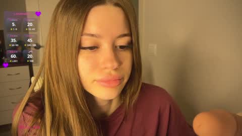 Snapshot of holybabe342 chatting on 01/13/25, 05:44 Vio online show from 01/13/25, 05:44