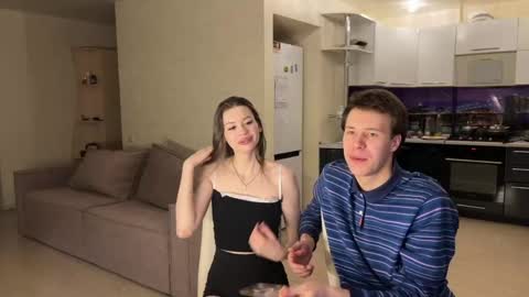 Snapshot of holybabe342 chatting on 02/10/25, 09:15 Vio online show from 02/10/25, 09:15