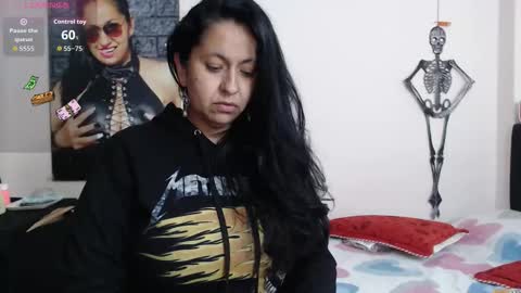 Milena online show from 10/11/25, 10:52