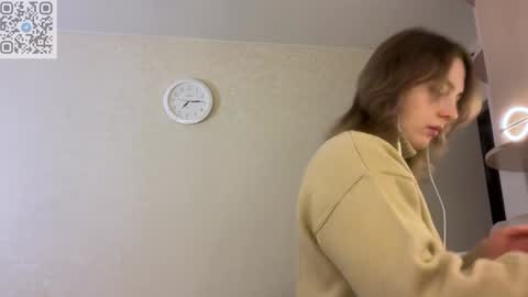 Snapshot of holydori chatting on 02/07/25, 04:14 dori not holy get my tg channel with link from description under last photo online show from 02/07/25, 04:14