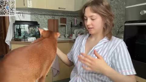 Snapshot of holydori chatting on 02/11/25, 09:20 dori not holy get my tg channel with link from description under last photo online show from 02/11/25, 09:20