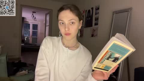 Snapshot of holydori chatting on 02/18/25, 10:58 dori not holy get my tg channel with link from description under last photo online show from 02/18/25, 10:58