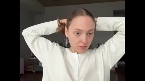 Snapshot of holydori chatting on 09/19/25, 01:01 dori not holy get my tg channel with link from description under last photo online show from 09/19/25, 01:01