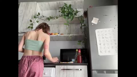 Snapshot of holydori chatting on 10/20/25, 10:27 dori not holy get my tg channel with link from description under last photo online show from 10/20/25, 10:27