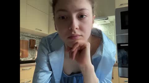 Snapshot of holydori chatting on 12/03/25, 05:59 dori not holy get my tg channel with link from description under last photo online show from 12/03/25, 05:59