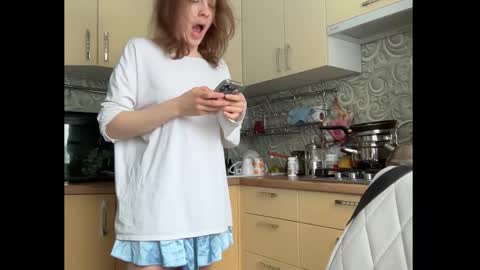 Snapshot of holydori chatting on 12/22/25, 07:27 dori not holy get my tg channel with link from description under last photo online show from 12/22/25, 07:27