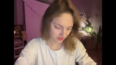 Snapshot of holydori chatting on 02/03/26, 05:18 dori not holy get my tg channel with link from description under last photo online show from 02/03/26, 05:18