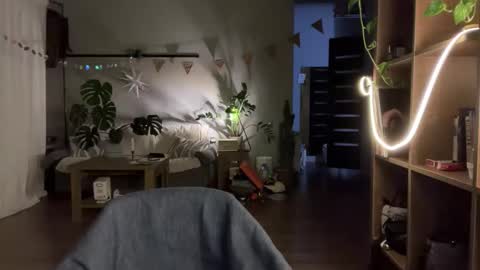 Snapshot of holydori chatting on 03/05/26, 07:32 dori not holy get my tg channel with link from description under last photo online show from 03/05/26, 07:32