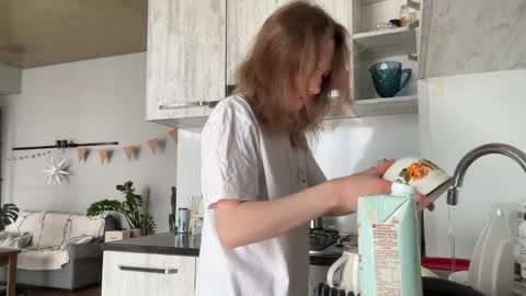 Snapshot of holydori chatting on 03/22/26, 10:29 dori not holy get my tg channel with link from description under last photo online show from 03/22/26, 10:29