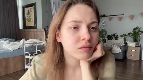 Snapshot of holydori chatting on 03/25/26, 10:21 dori not holy get my tg channel with link from description under last photo online show from 03/25/26, 10:21