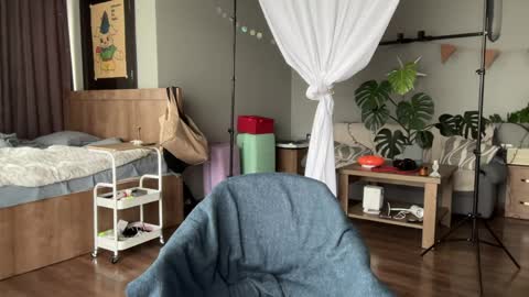 Snapshot of holydori chatting on 04/10/26, 01:16 dori not holy get my tg channel with link from description under last photo online show from 04/10/26, 01:16