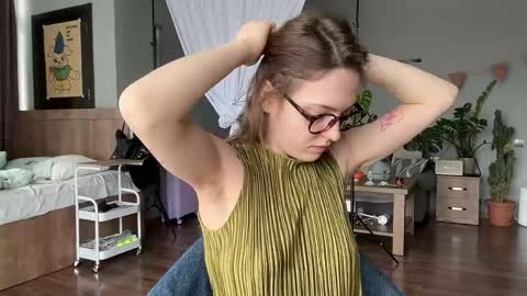 Snapshot of holydori chatting on 04/24/26, 11:45 dori not holy get my tg channel with link from description under last photo online show from 04/24/26, 11:45