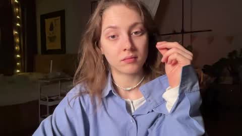 Snapshot of holydori chatting on 05/01/26, 05:06 dori not holy get my tg channel with link from description under last photo online show from 05/01/26, 05:06