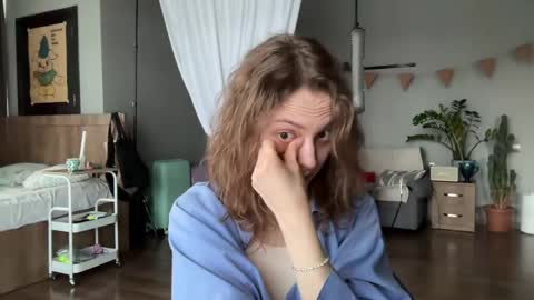 Snapshot of holydori chatting on 05/07/26, 03:39 dori not holy get my tg channel with link from description under last photo online show from 05/07/26, 03:39