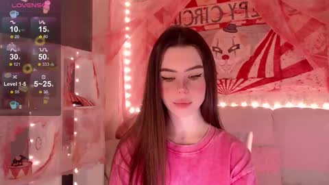 Mia online show from 11/01/25, 03:52