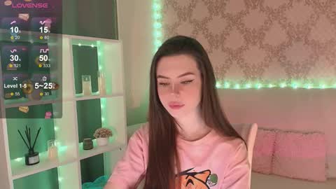 Mia online show from 02/03/26, 03:48