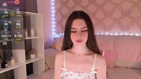 Mia online show from 04/06/26, 04:46