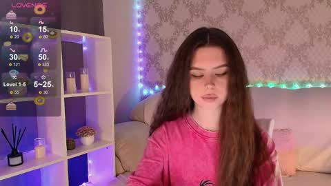 Mia online show from 05/18/26, 03:57