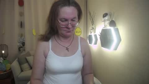 Snapshot of holymilfa chatting on 04/04/26, 12:35 holymilfa online show from 04/04/26, 12:35