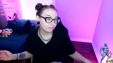 Snapshot of holyweed420 chatting on 03/19/26, 09:08 Viktoria online show from 03/19/26, 09:08