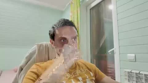 Henry online show from 10/04/25, 06:28